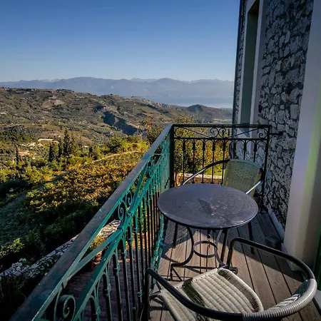 Gero-fotis - Upper Floor Superb View Láka