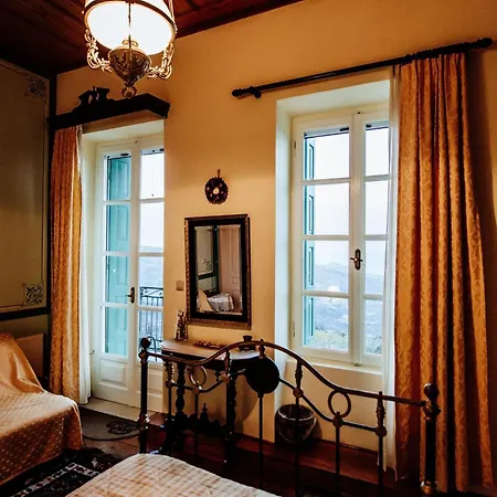 Gero-fotis - Upper Floor Superb View Apartman *